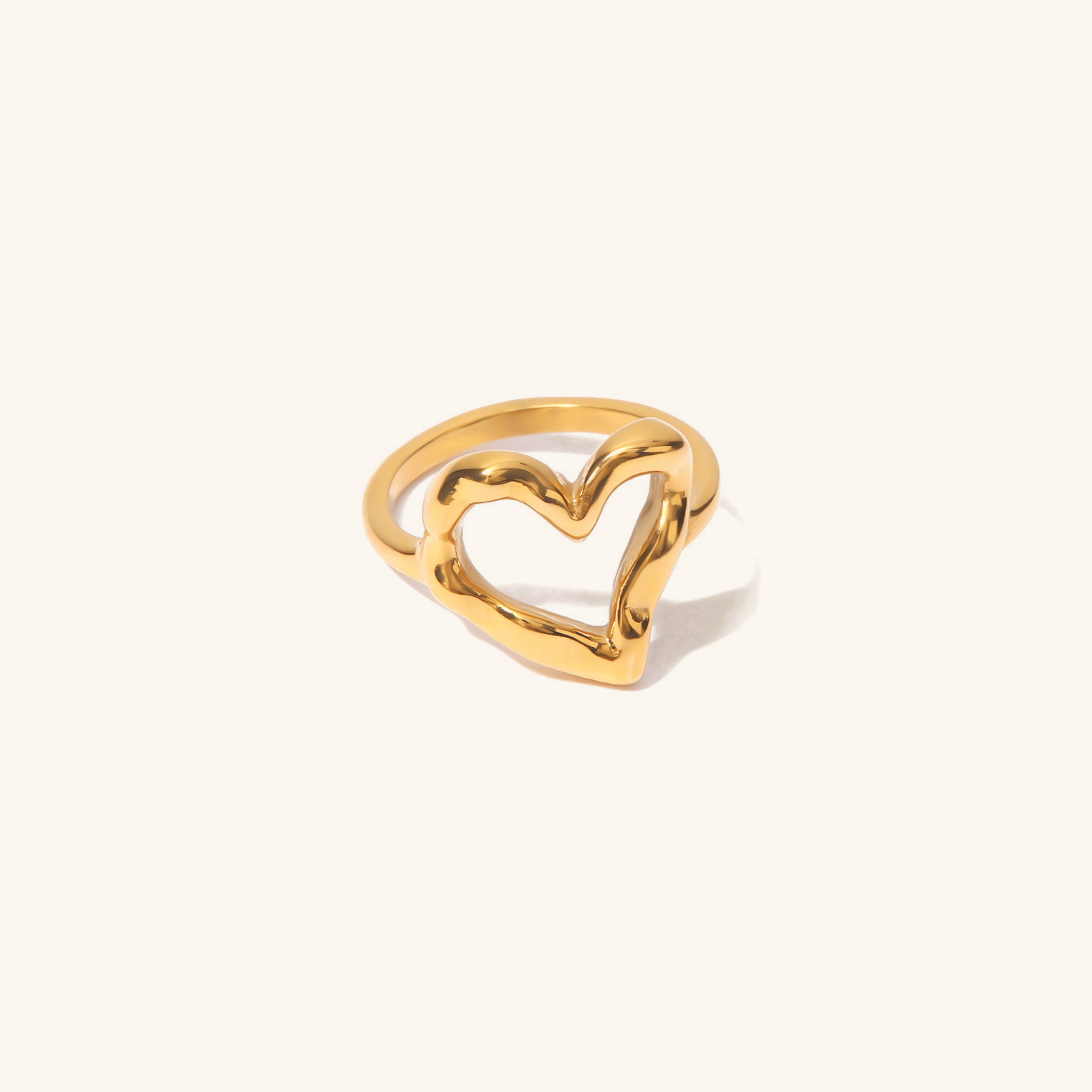 Verity Heart Ring